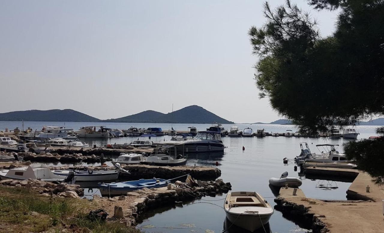 Miabella Resort Drage Kültér fotó