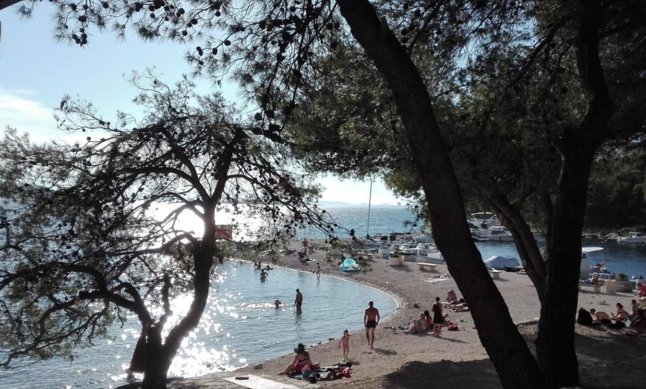 Miabella Resort Drage Kültér fotó